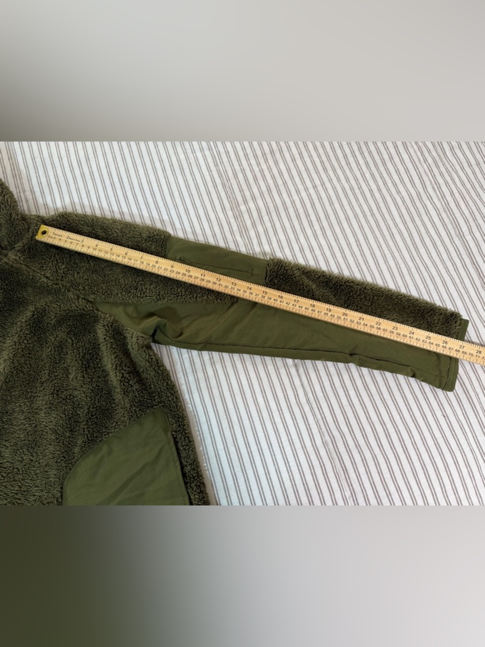 Nike Olive Green Fleece Jacket with Sherpa Texture - Picture 9 of 13